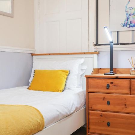 Beautiful 4 Bedroom Cottage - Ideal Location - Free Parking Edinburgh Ngoại thất bức ảnh