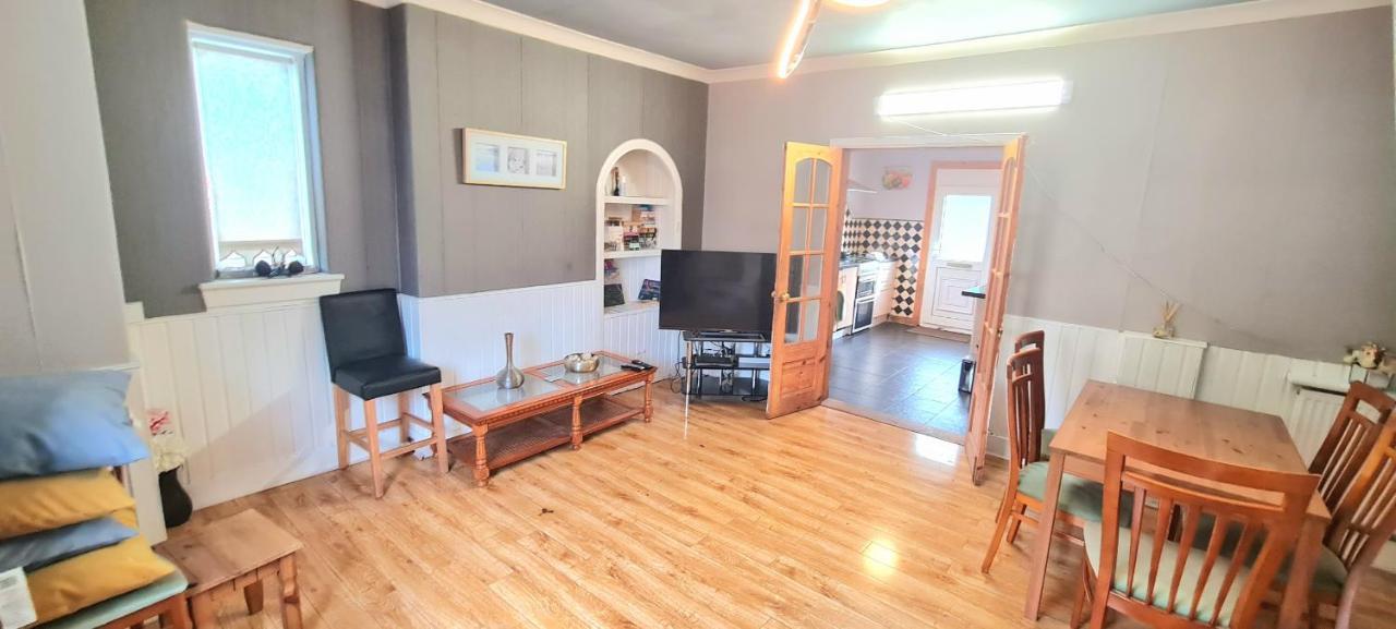 Beautiful 4 Bedroom Cottage - Ideal Location - Free Parking Edinburgh Ngoại thất bức ảnh