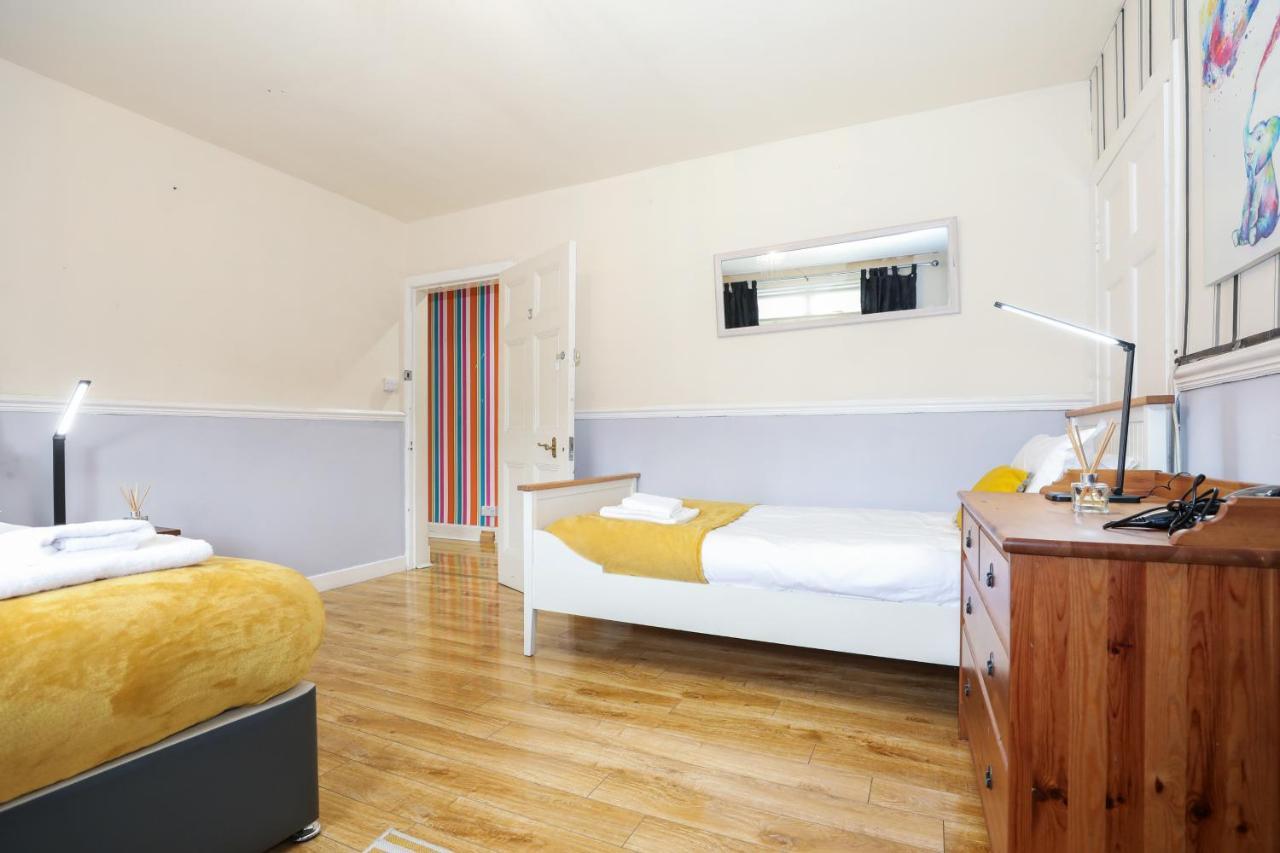 Beautiful 4 Bedroom Cottage - Ideal Location - Free Parking Edinburgh Ngoại thất bức ảnh